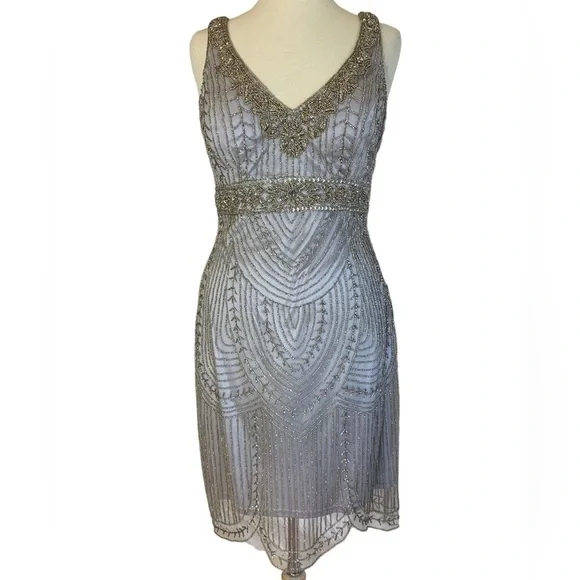 SUE WONG 10 Platinum Silver Grey beaded formal cocktail evening dress